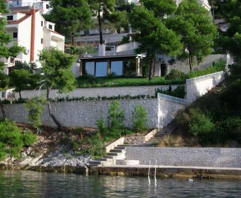 Magnifique villa en bord de mer de style Saint-Jean-Cap-Ferrat avec piscine et embarcadère privé! - pic 5