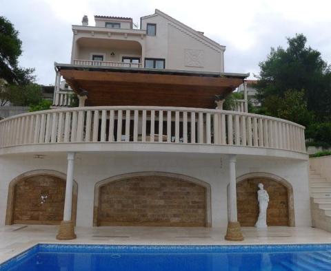 Magnifique villa en bord de mer de style Saint-Jean-Cap-Ferrat avec piscine et embarcadère privé! - pic 8