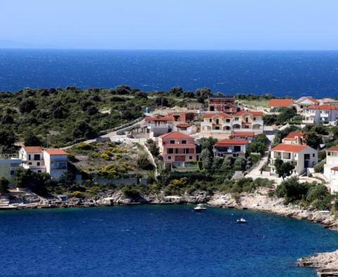 Maison neuve avec magnifique vue mer avec terrasses et appartements à 50 mètres de la plage dans la ville de Razanj, Sibenik, Croatie - pic 6