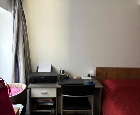 Maison avec deux unités résidentielles à 400 mètres de la mer à Medulin, à vendre - pic 32