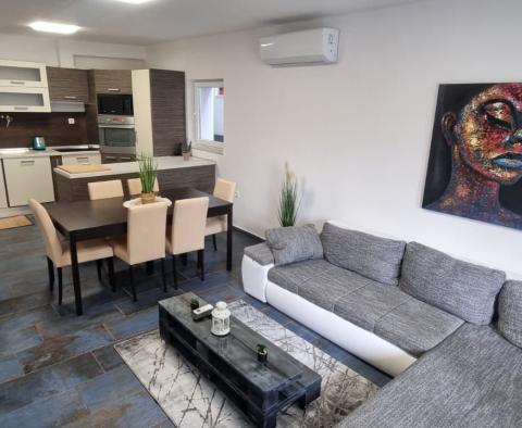 Deux maisons avec vue sur la mer après rénovation, Rijeka, à vendre - pic 7