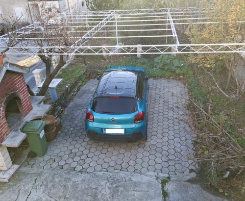 Dvojdům pod hlavní silnicí v Podstraně na prodej - pic 13