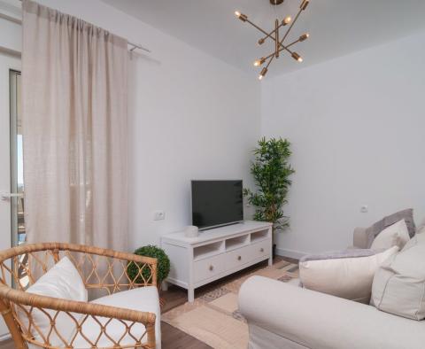 Villa mit atemberaubendem Meerblick in der Region Rogoznica, zu verkaufen - foto 19
