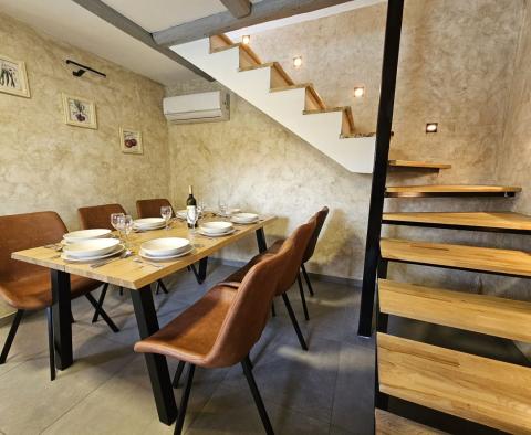 Porec környékén három lakásos kőház eladó - pic 10
