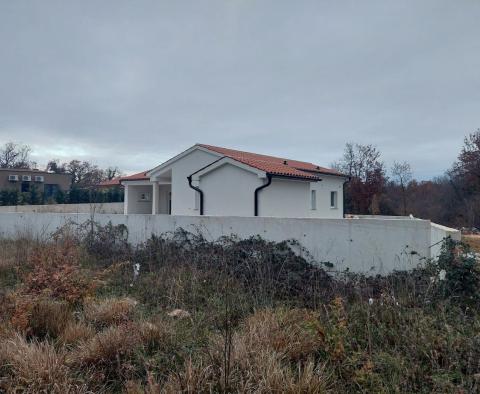 Villa neuve à Barban, à vendre - pic 3