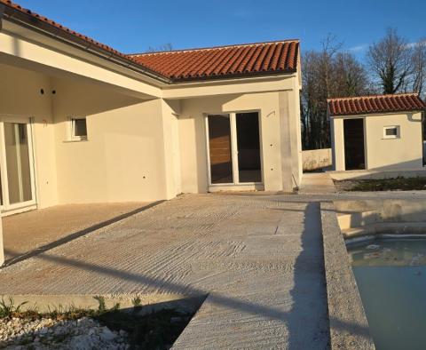 Villa neuve à Barban, à vendre - pic 12