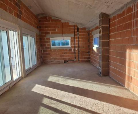 Villa neuve à Barban, à vendre - pic 19