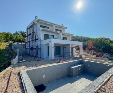 Villa exclusive avec piscine et garage et vue panoramique sur la mer à Kostrena, à vendre - pic 3