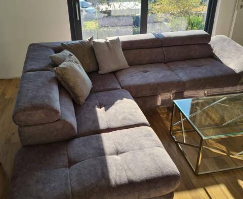 Appartement au premier étage avec vue sur la mer à Porec, à vendre - pic 4