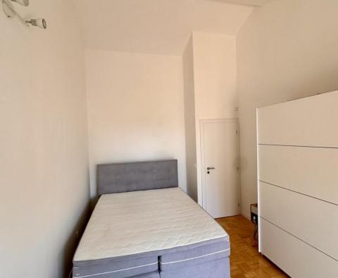 Haus mit 2 Wohnungen in der 2. Reihe zum Meer in Brodarica, zu verkaufen - foto 13