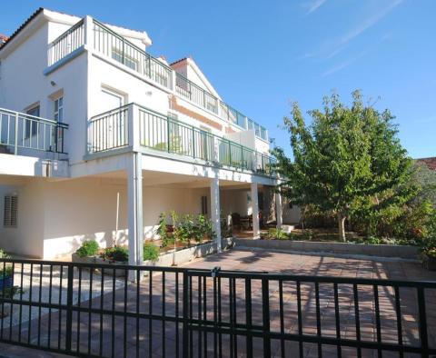 Magnifique propriété touristique avec 5 appartements à Vinisce, Marina, à vendre - pic 7