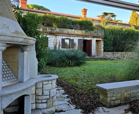 Egyedülálló villa közvetlenül a tenger mellett Umag környékén eladó - pic 14