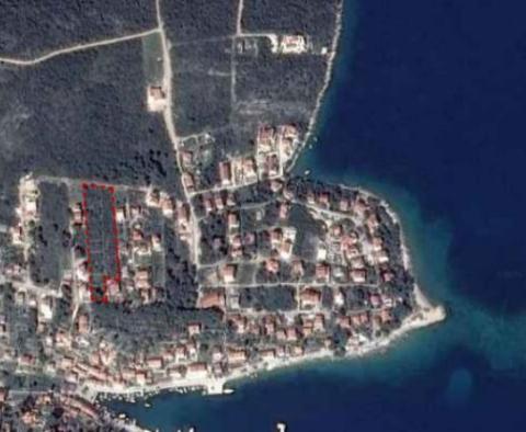 Nejslibnější pevninská lokalita na ostrově Šolta je nejblíže Splitu a s ním spojeného trajektového spojení, Dalmácie, Chorvatsko. - pic 2