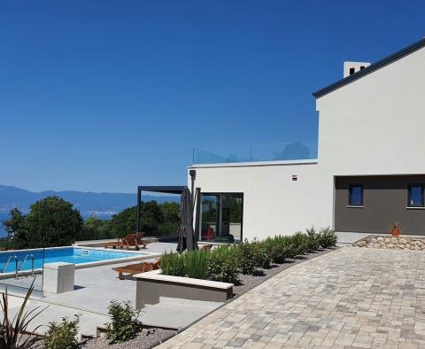 Top-quality villa with swimming pool in Kostrena, with amazing sea views, for sale - pic 2