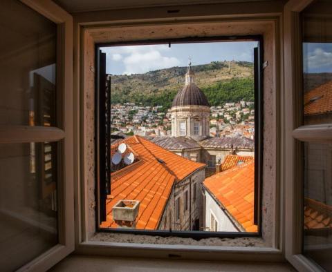 Gyönyörű régi felújított ház csodálatos kilátással Dubrovnikra a város szívében. - pic 11