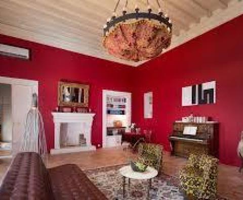 Luxus apartman a Diocletianus-palotában. Napóleon marsall egykori rezidenciája igazi dekorációs elemekkel és bútorokkal. - pic 4