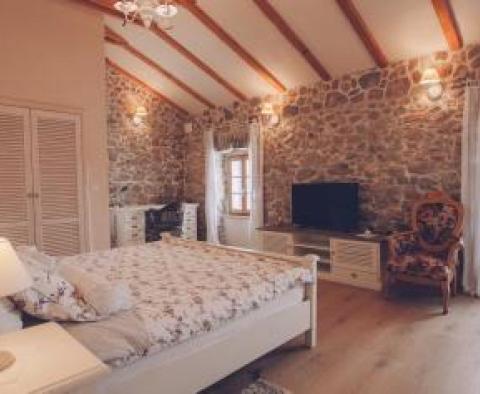Stunning old villa, built in the Dobrinj area on the island of Krk around 1898 and completely renovated in 2017, Croatia - pic 7