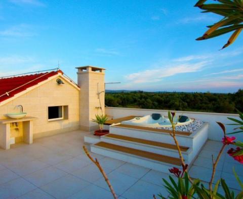 Вилла, Северная и Средняя Далмация, Остров Брач, 189 м2, 900 000 € - фото 4
