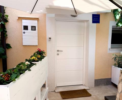 Dům v Bašce, Krk, 80 metrů od moře, na prodej - pic 8