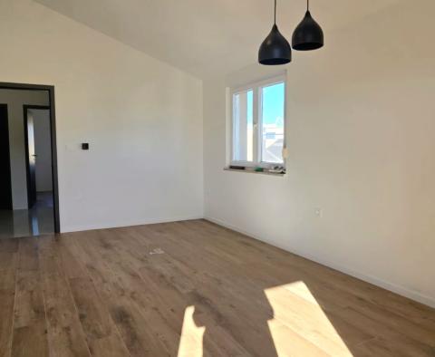 Wohnung in Valdebek, Pula, zum Verkauf - foto 2