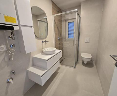 Byt se 3 ložnicemi a výhledem na moře v Tučepi, na prodej - pic 21