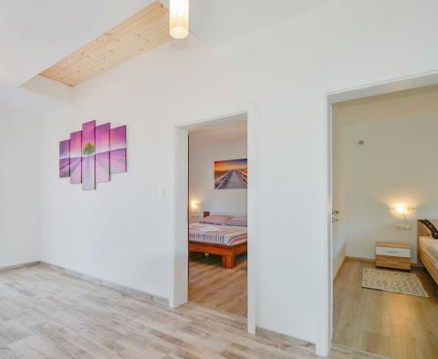 Appartement avec 4 chambres à Ližnjan, à vendre - pic 15