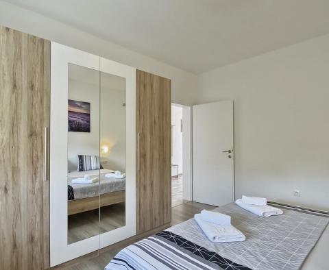Appartement avec 4 chambres à Ližnjan, à vendre - pic 17