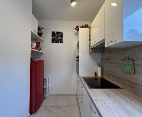 Appartement unique à Opatija de 73 m2 avec vue sur la mer, à vendre - pic 11