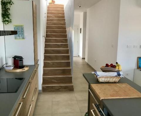 Maison jumelée à Peroj, Vodnjan, à 500 m de la mer, à vendre ! - pic 20