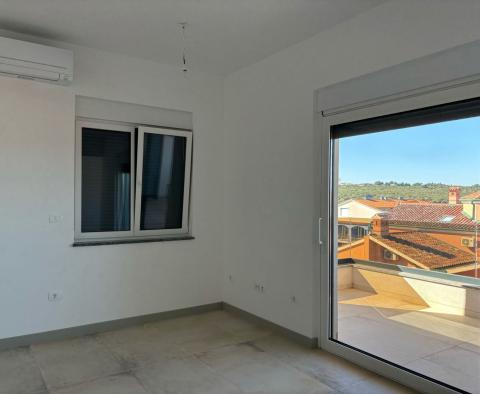 Новая квартира с видом на море в Баньоле, на продажу - фото 3