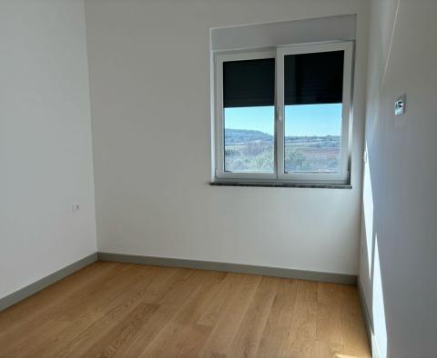 Новая квартира с видом на море в Баньоле, на продажу - фото 8