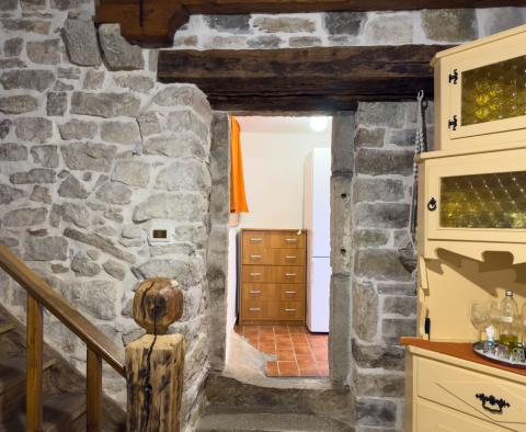 Renovated autochthonous stone house in the historic heart of Istria, for sale - pic 6