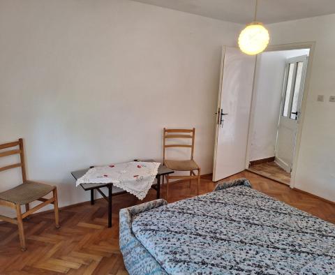 Na sprzedaż dwukondygnacyjna część domu o powierzchni 142 m2, 120 m od morza - pic 36
