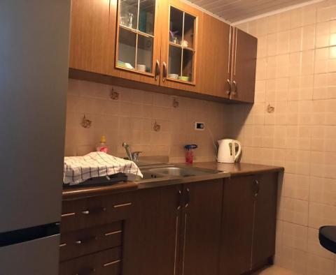 Kamenný dům na skvělém místě v Medulinu, 1 km od moře, na prodej - pic 7