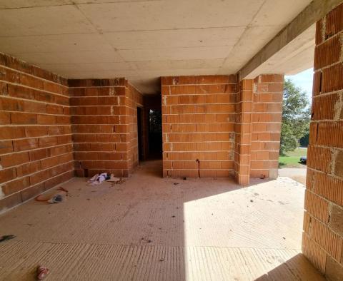 Apartment with 2 bedrooms in Tar, 1900 m from the sea, for sale - pic 3