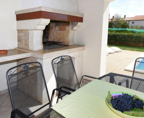 Vila v Sveti Lovreč, ideální k pronájmu, na prodej - pic 38
