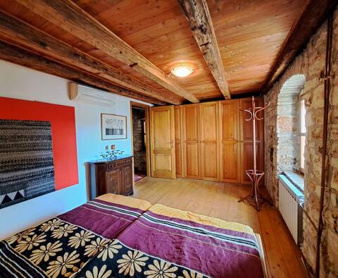 Renovated stone fairytale villa with swimming pool in Vabriga, Porec, for sale - pic 17