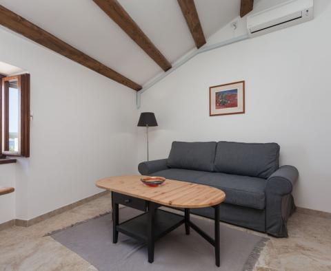 Ideal zum Mieten - möblierte Wohnung in der Altstadt von Rovinj, zu verkaufen - foto 5
