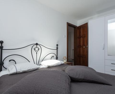 Ideal zum Mieten - möblierte Wohnung in der Altstadt von Rovinj, zu verkaufen - foto 13