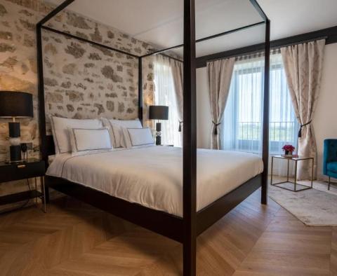 Hôtel familial moderne avec restaurant professionnel et vue panoramique à Buje, à vendre - pic 7
