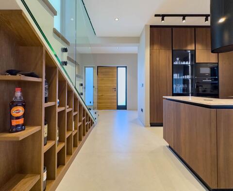 Modern villa in Poreč, just 1 km from the sea, for sale - pic 10