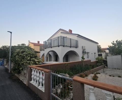 House with 3 apartments on Vir, 100m from the sea, for sale - pic 3