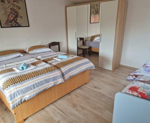 Haus mit 4 Wohnungen in Umag, 200 m vom Meer entfernt, zu verkaufen - foto 44