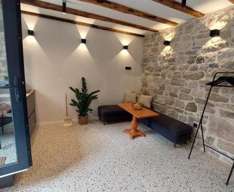 Authentic style house in Kastel Novi, 70m from the sea, for sale - pic 14