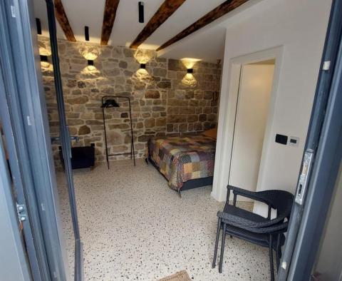 Authentic style house in Kastel Novi, 70m from the sea, for sale - pic 35