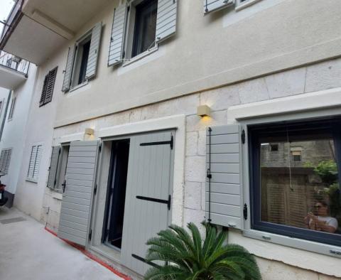 Authentic style house in Kastel Novi, 70m from the sea, for sale - pic 36