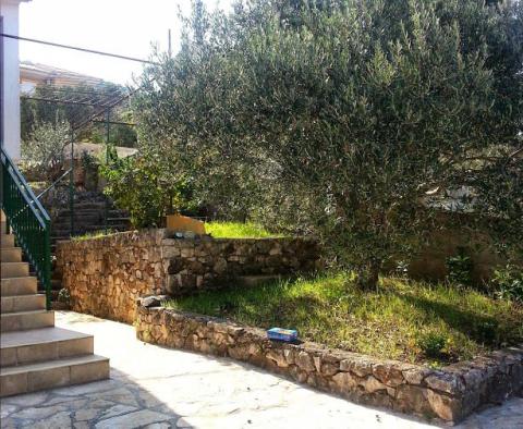 Haus in Grebastica, 1. Reihe zum Meer, zu verkaufen - foto 15