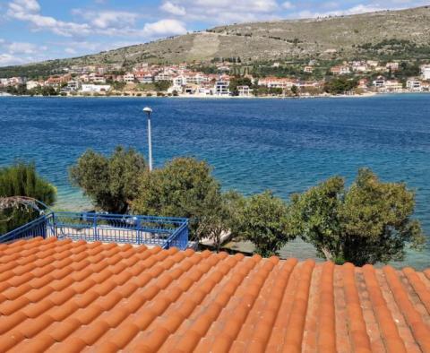 Haus in Grebastica, 1. Reihe zum Meer, zu verkaufen - foto 27