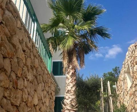 Une alternative parfaite à l'intimité sur l'île - magnifique villa en bord de mer sur la péninsule de Pag sur le continent - pic 12