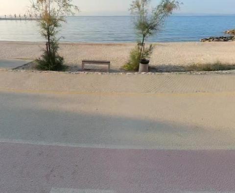 Egyedi T1 építési telek Trstenikben, 1. sor a tengerhez, eladó - pic 3
